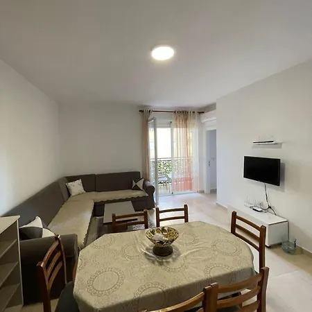 For Apartmán Shëngjin